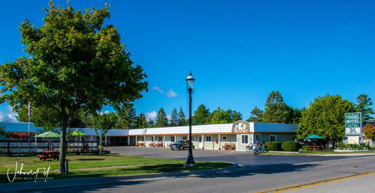 Vindel 2* Mackinaw City
