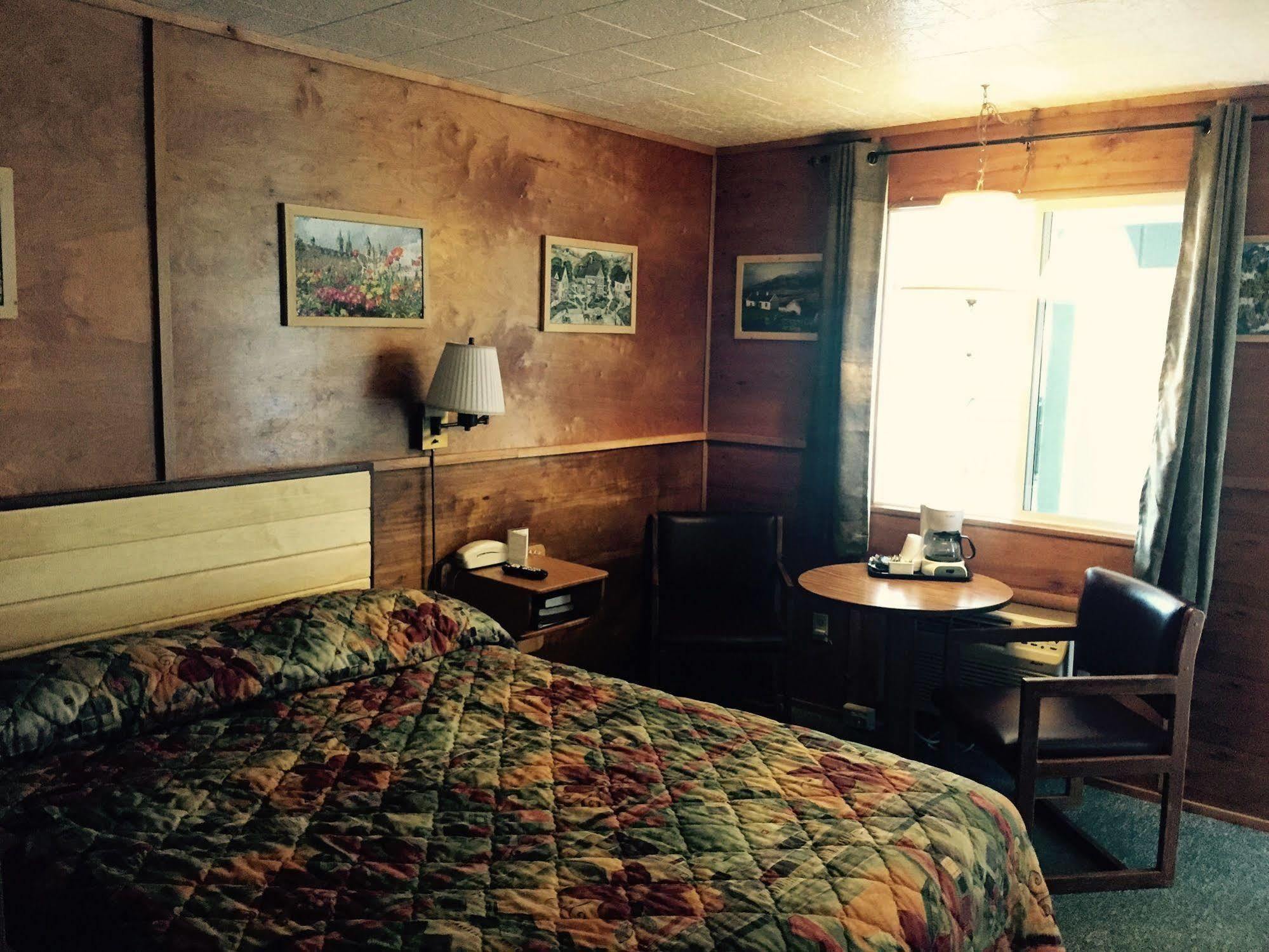 Vindel Motel 2*