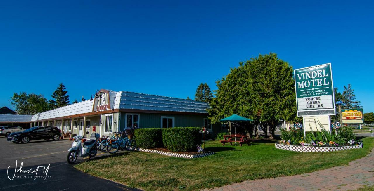 Vindel Motel Mackinaw City